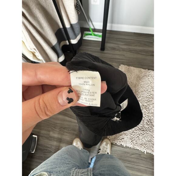 Princess Polly Black Flossie Parachute Pants Size 8 Grunge Goth Cargo Pants - Picture 9 of 10